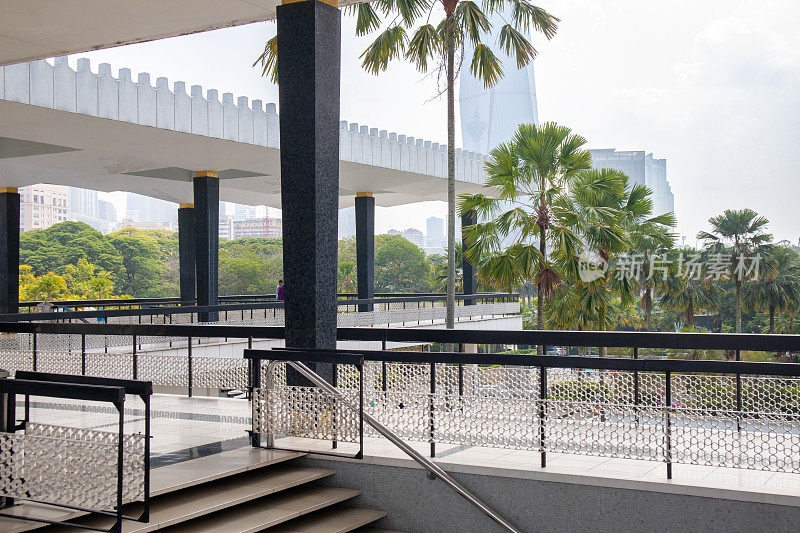 马来西亚国家清真寺(Masjid Negara)，马来西亚美丽的国家中心，是吉隆坡市的象征。一个独立和联邦的马来西亚。